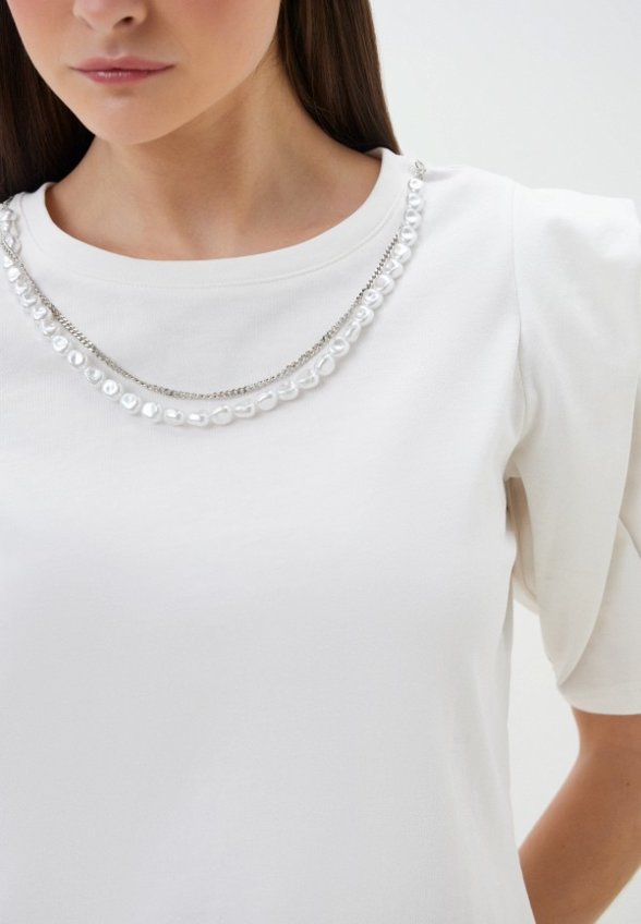 Футболка и колье Baon