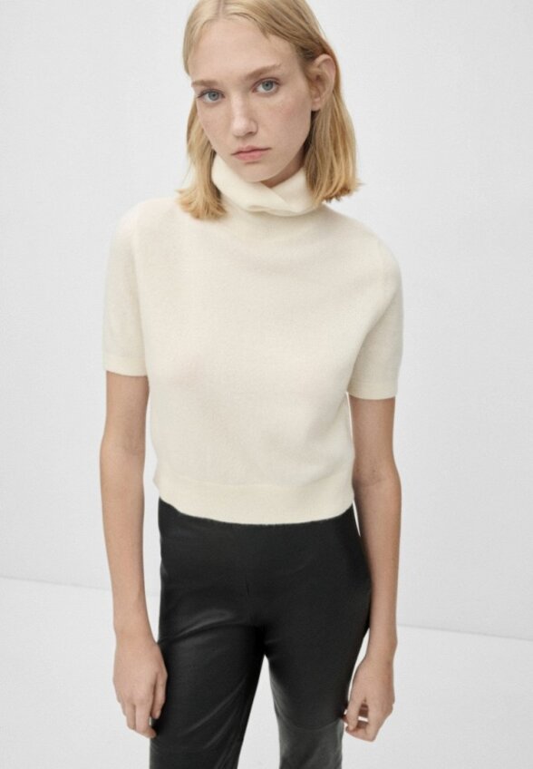 Водолазка Mango