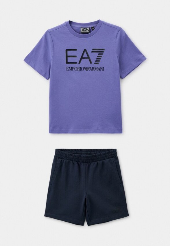 Футболка и шорты EA7