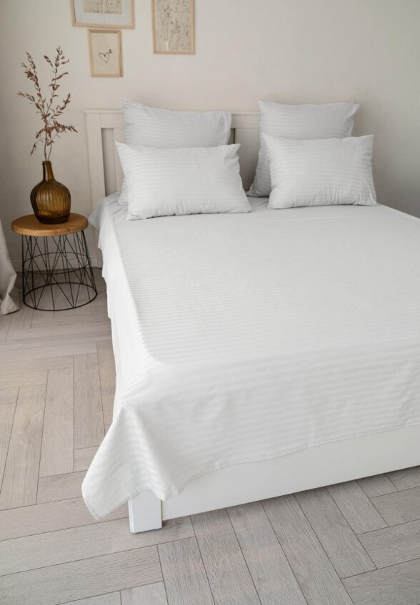 Простыня 1,5-спальная DeNastia