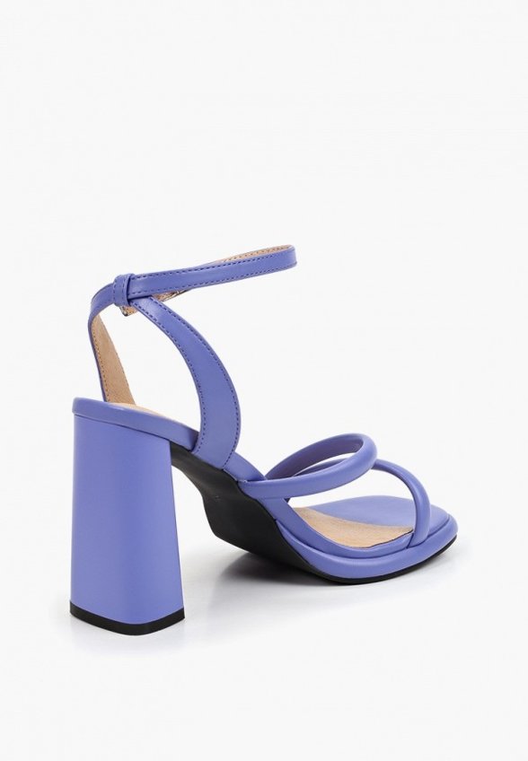 Босоножки Betsy