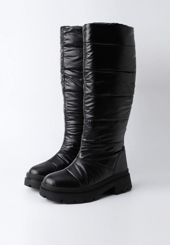 Дутики Nominee