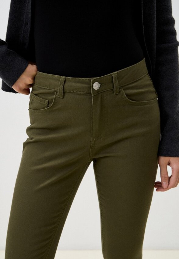 Брюки Terranova