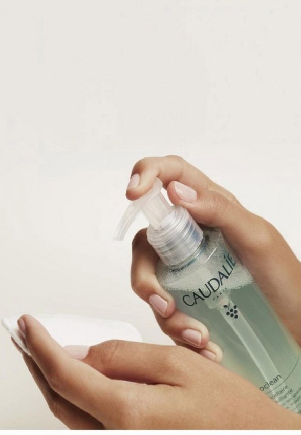 Мицеллярная вода Caudalie