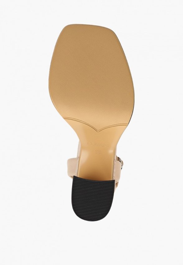 Босоножки Covani