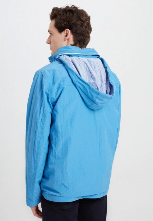 Ветровка Mudo