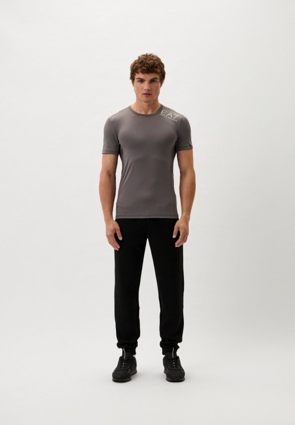 Футболка спортивная EA7