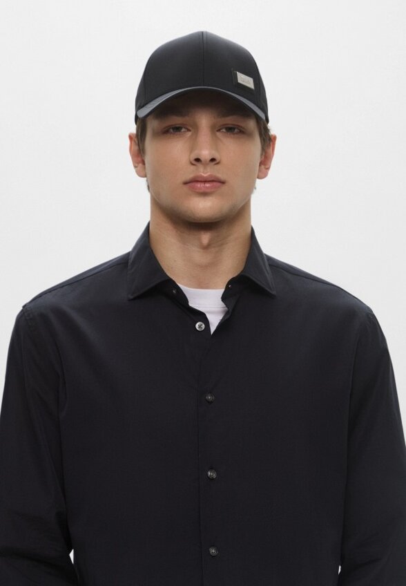 Бейсболка Karl Lagerfeld