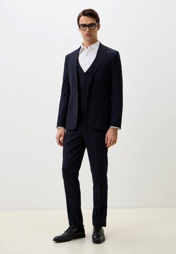 Костюм классический Laconi