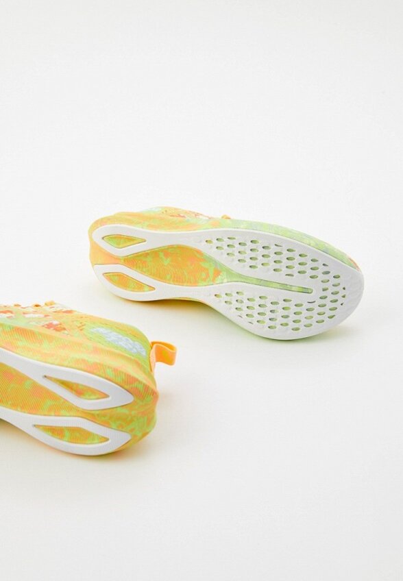 Кроссовки ASICS