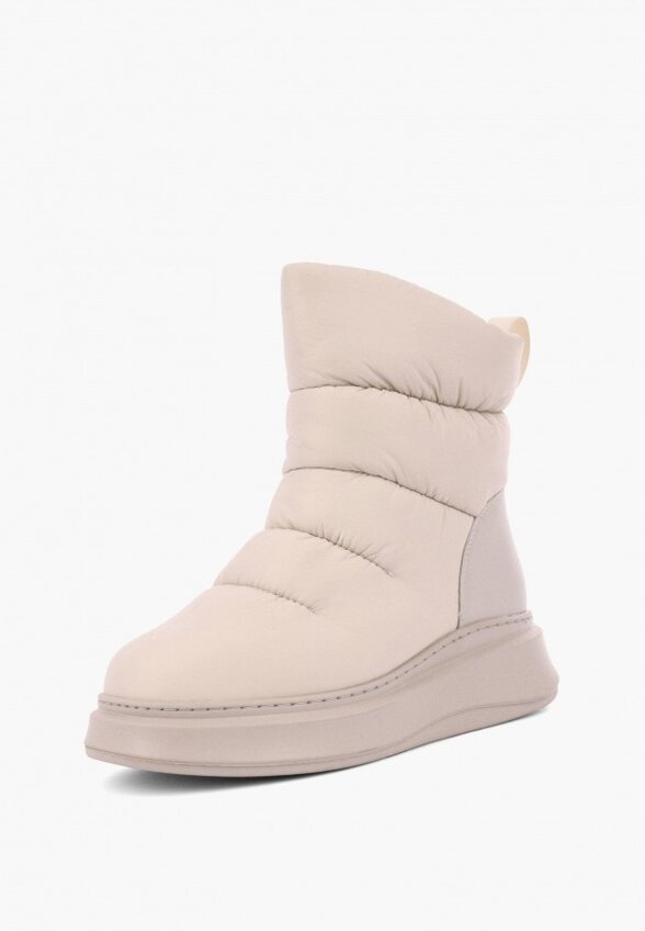 Дутики Instreet