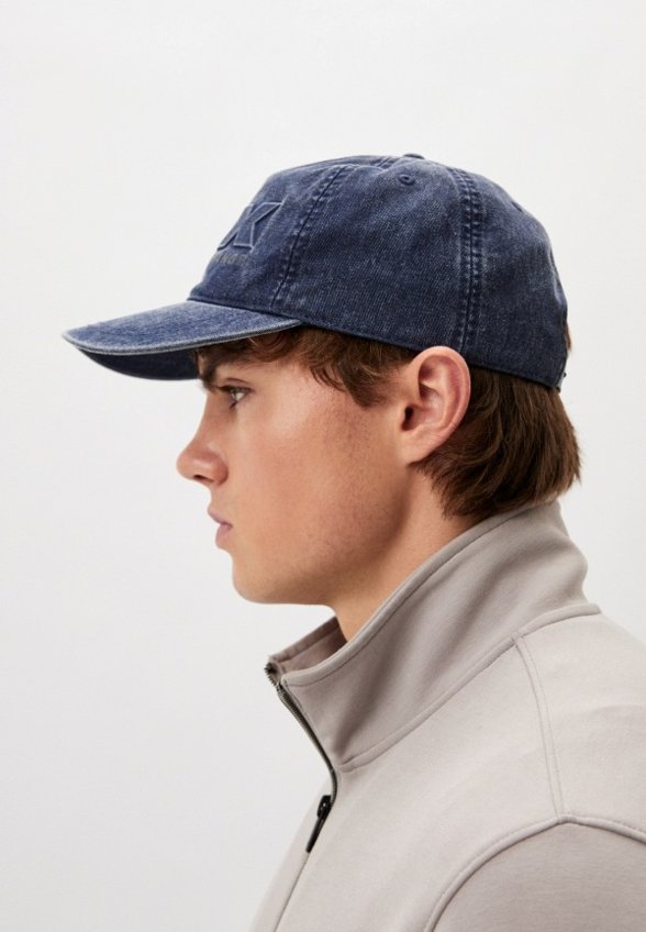 Бейсболка Armani Exchange