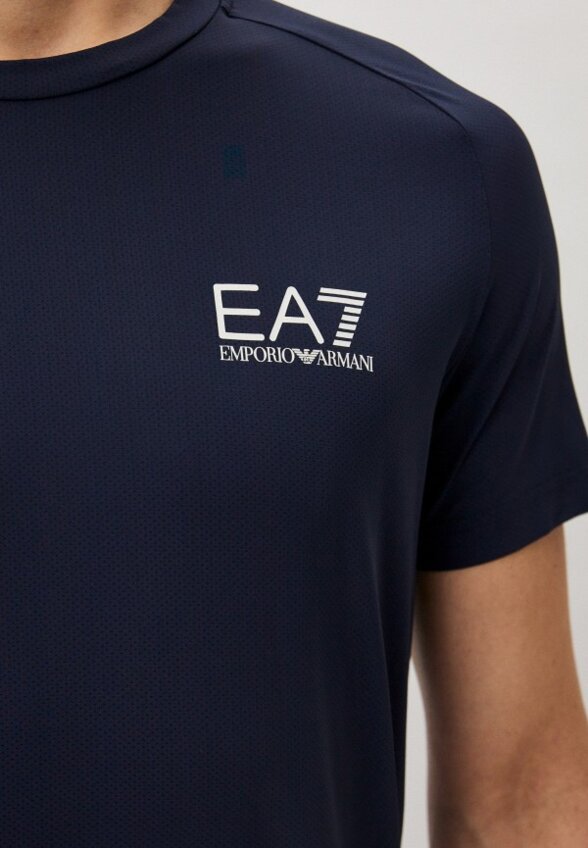 Футболка спортивная EA7