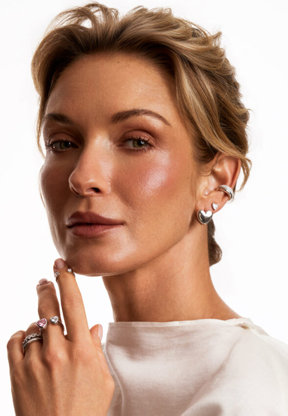 Серебряные серьги-сердца MIE