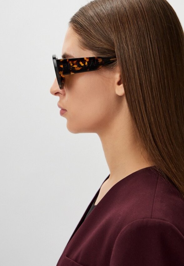 Очки солнцезащитные Prada