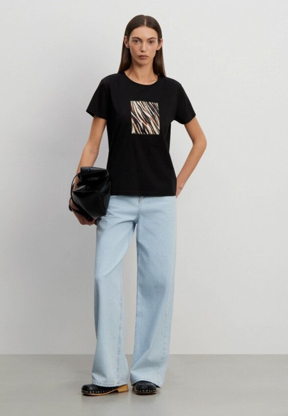 Футболка Emka