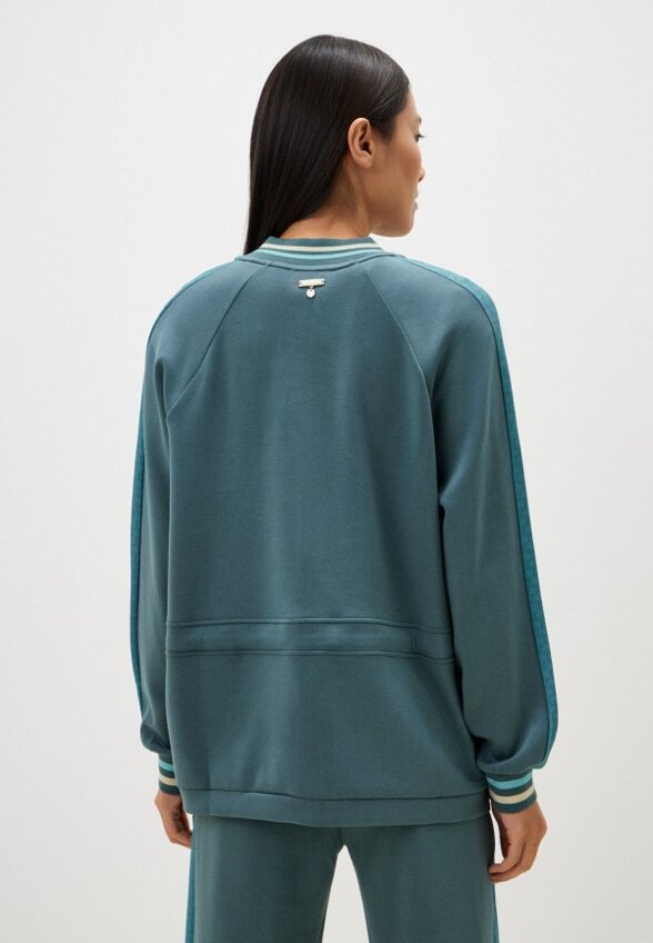 Олимпийка Alessandro Manzoni Yachting