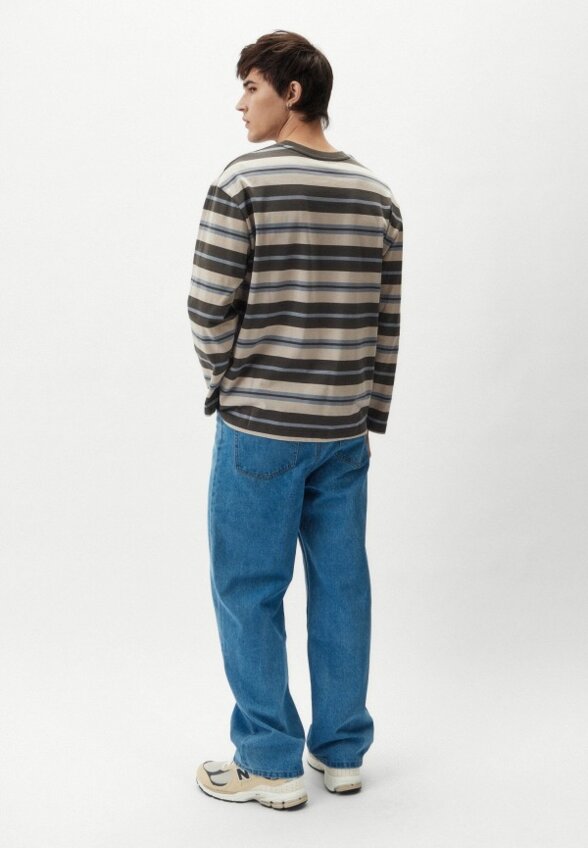 Лонгслив Mademan