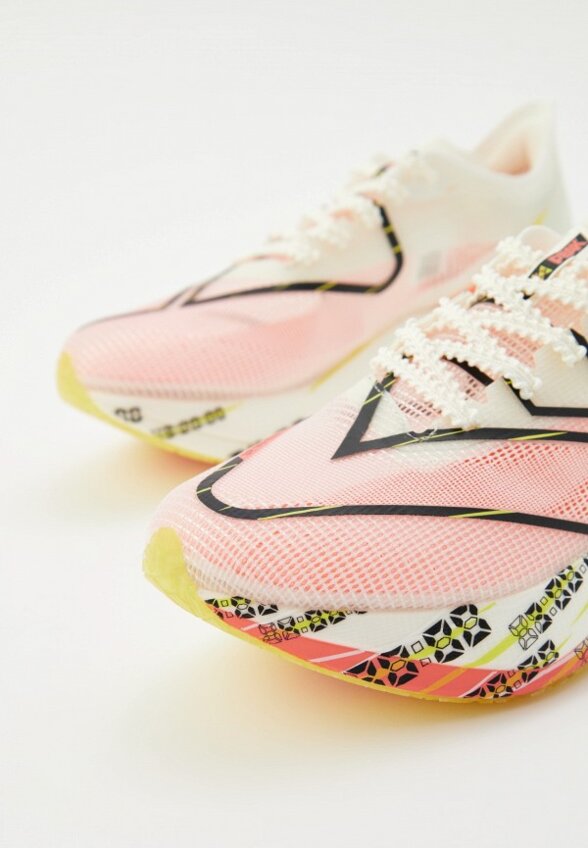 Кроссовки Peak