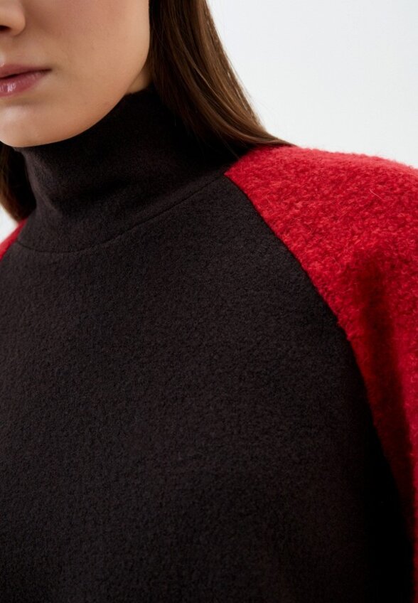 Свитер Rozhkova