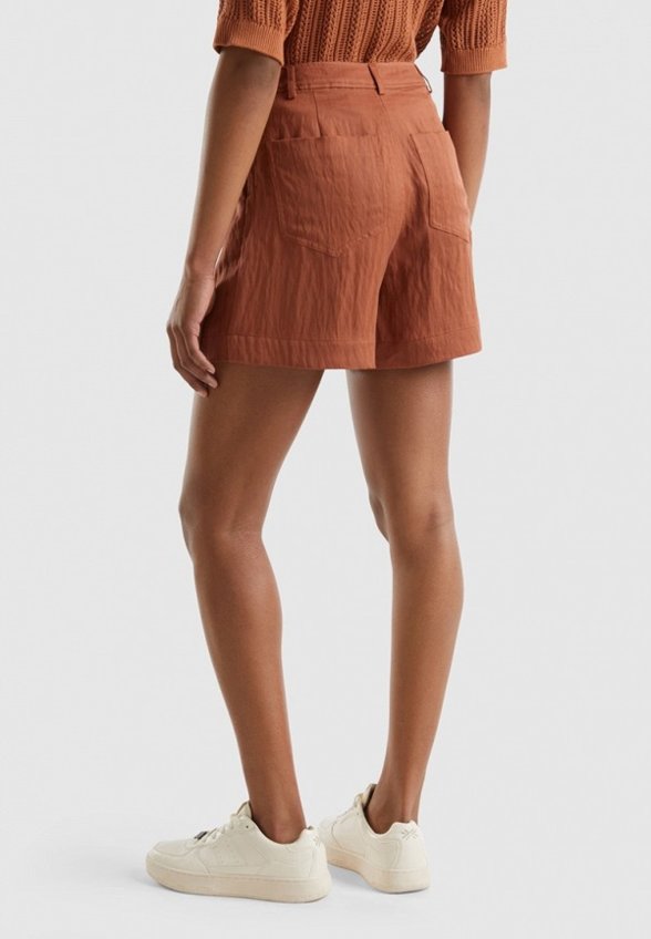 Шорты United Colors of Benetton