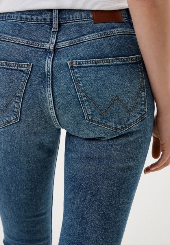 Джинсы Wrangler