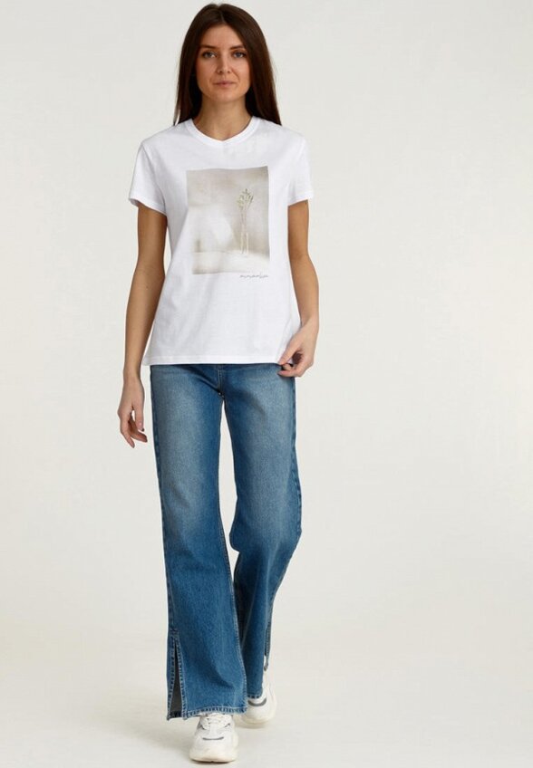 Футболка Апрель