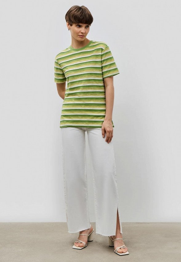 Футболка Baon