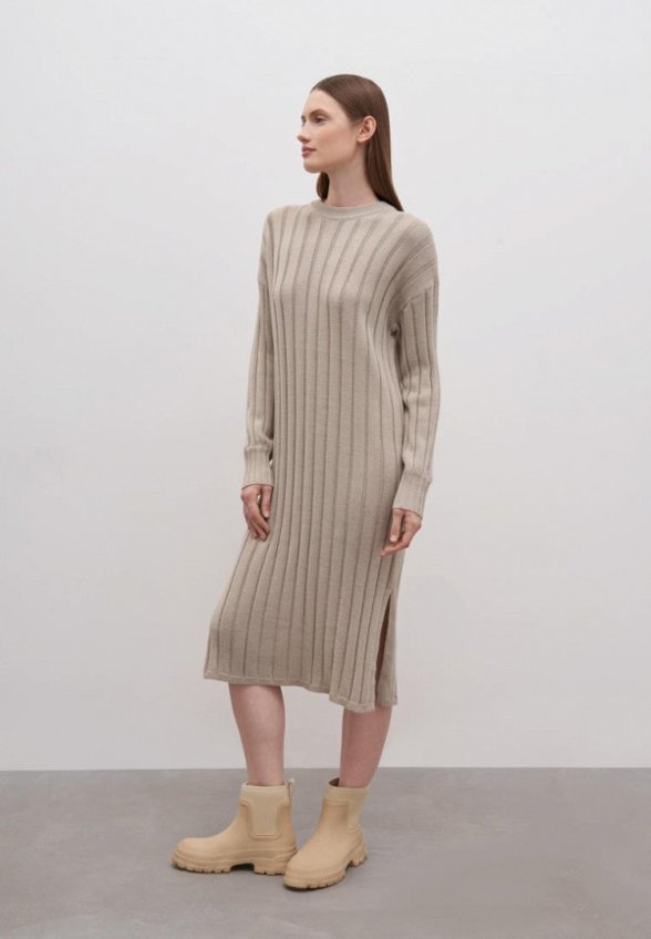 Платье Finn Flare