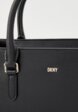 Сумка и брелок DKNY4  - превью