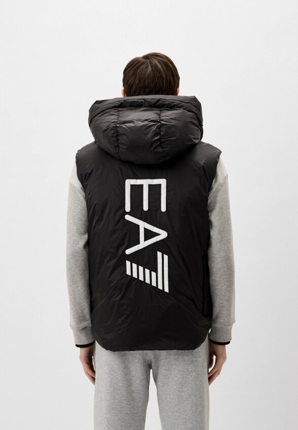 Жилет утепленный EA7