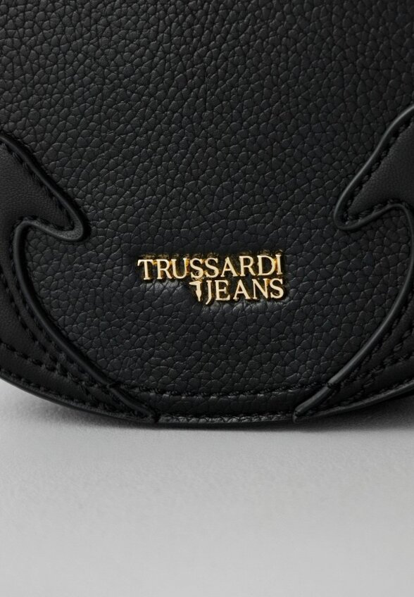 Сумка и брелок Trussardi