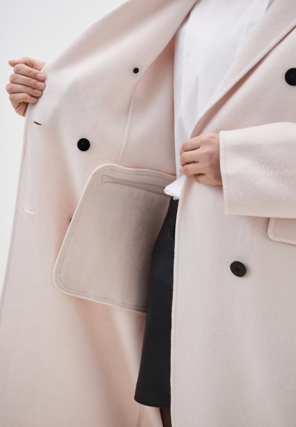 Пальто двубортное Lusio