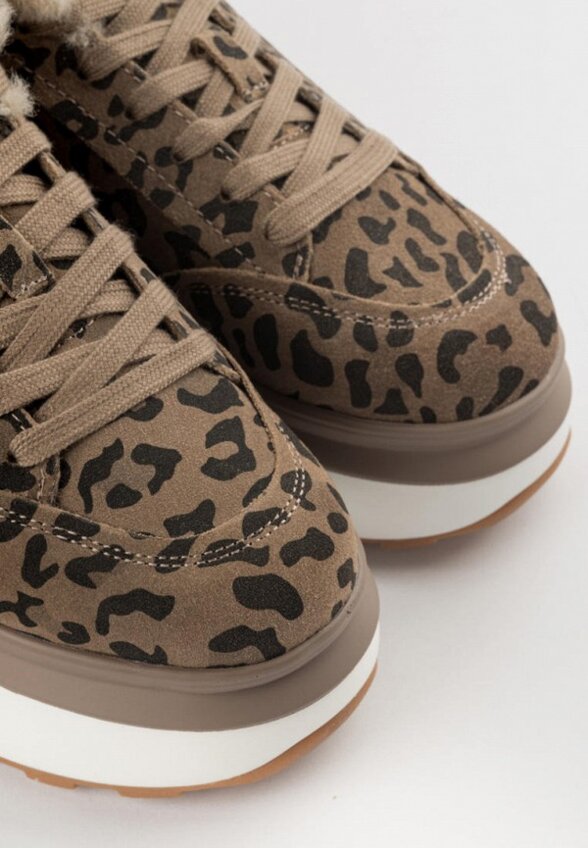 Кроссовки Niota Line