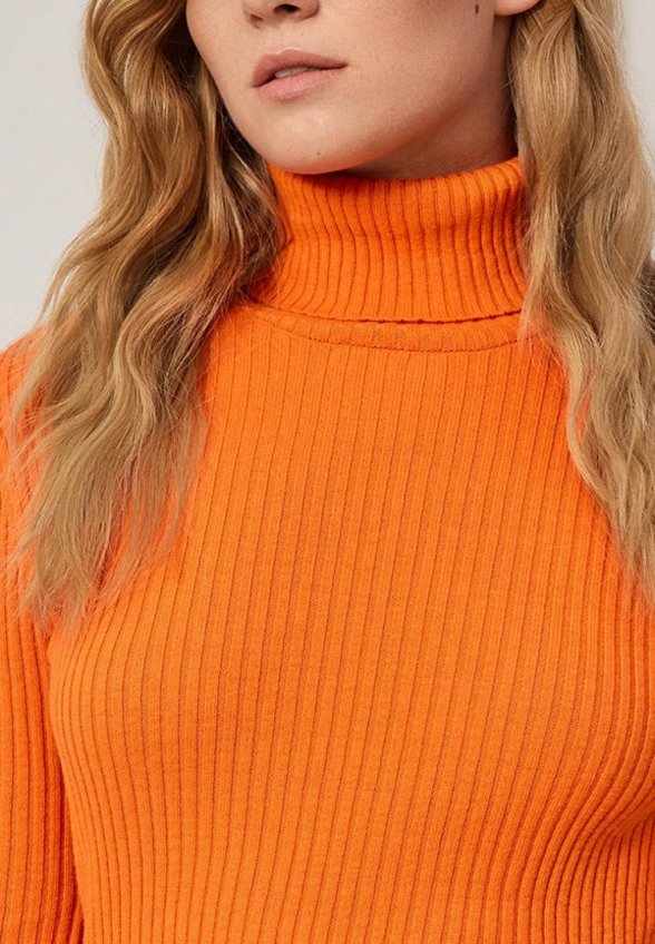 Водолазка Baon