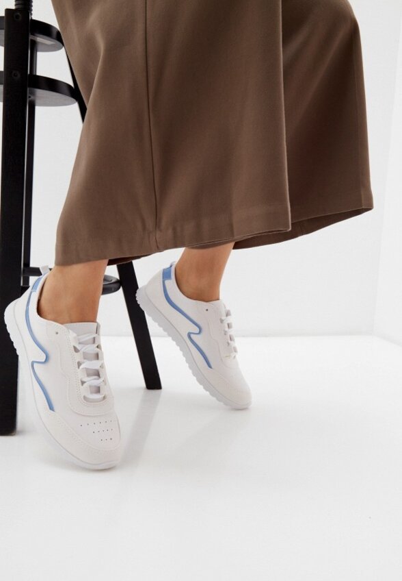 Кроссовки Moleca