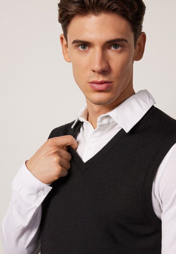 Жилет Falconeri