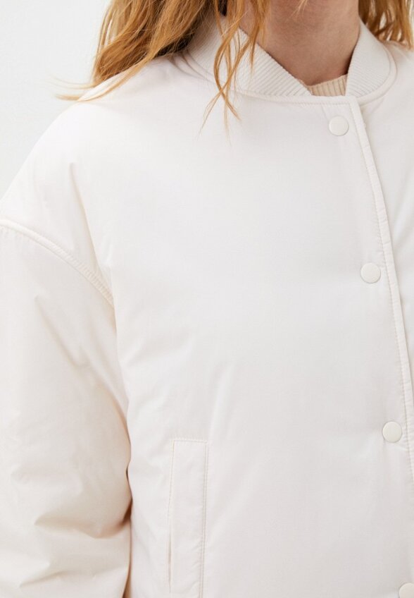 Бомбер Снежная Королева