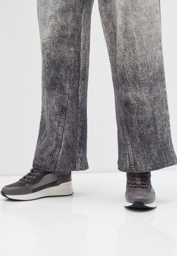 Кроссовки Salamander