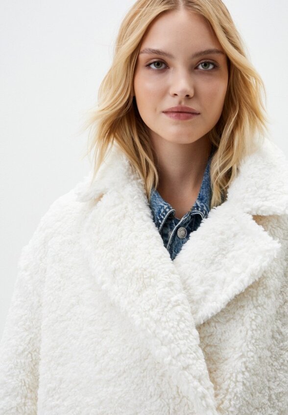 Пальто меховое O'STIN