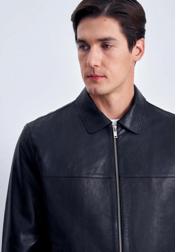 Куртка кожаная Finn Flare