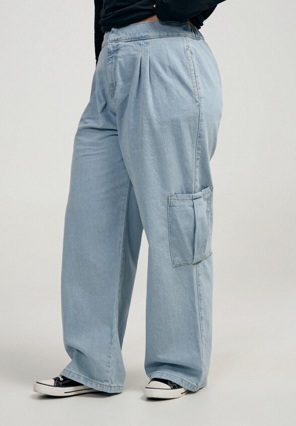 Джинсы Твое