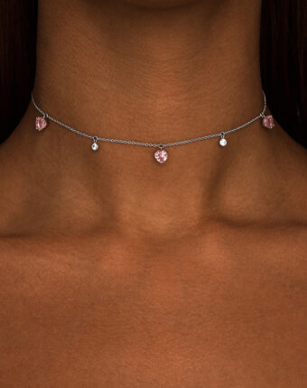 Серебряное колье-чокер ЛЮБОВЬ с розовыми сердцами MIE женщинам