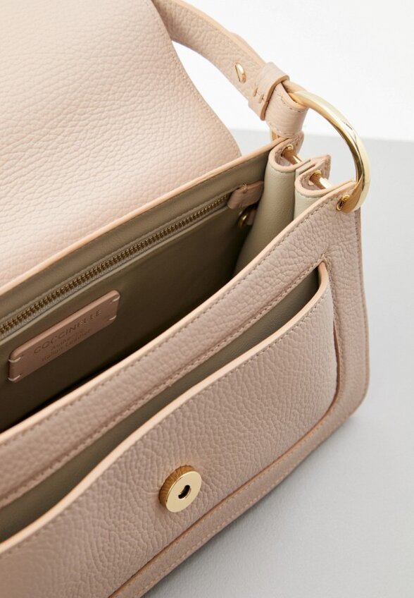 Сумка Coccinelle