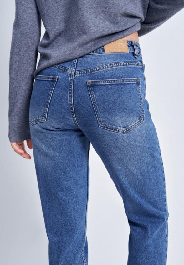 Джинсы Finn Flare