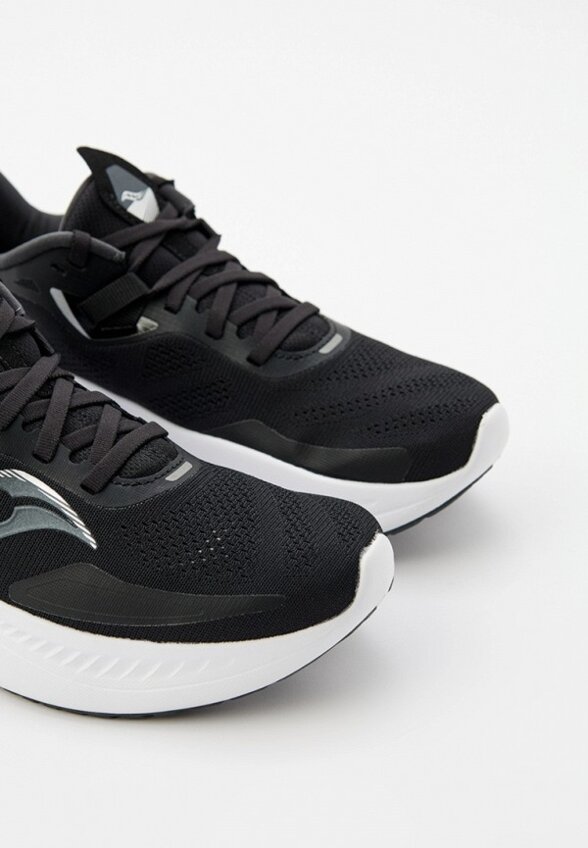 Кроссовки Saucony