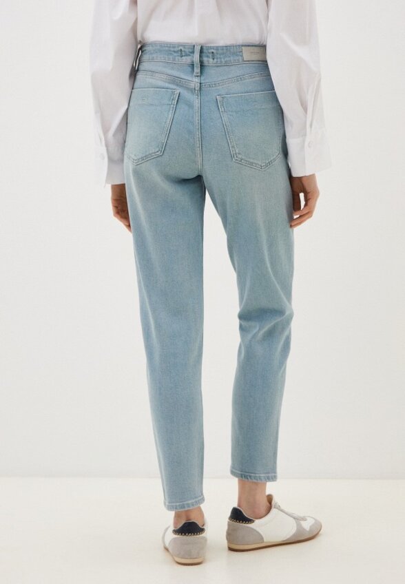 Джинсы Mossmore