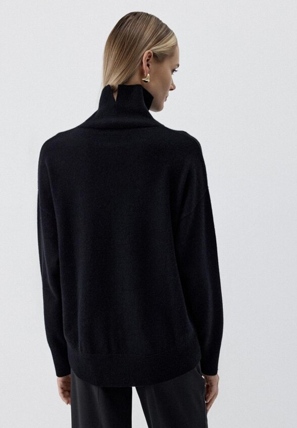 Свитер Charuel