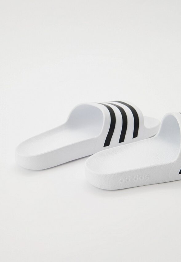 Сланцы adidas