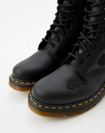 Ботинки Dr. Martens женщинам